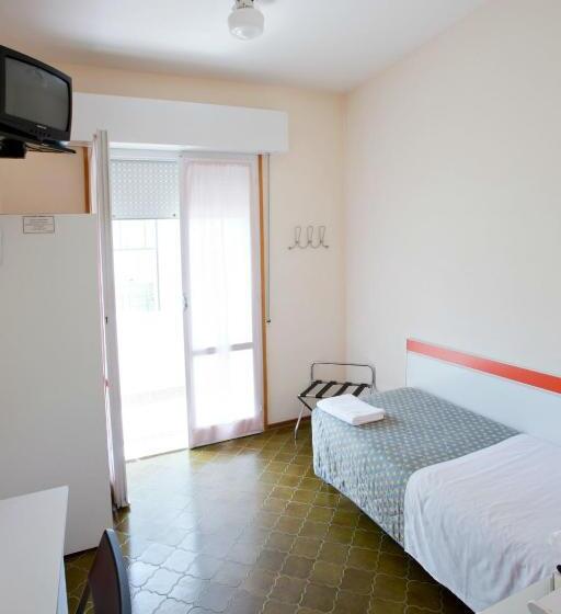 هتل B&b Avana