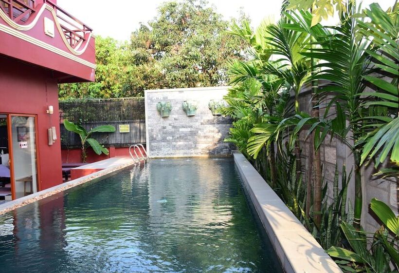 هتل Bou Savy Guesthouse