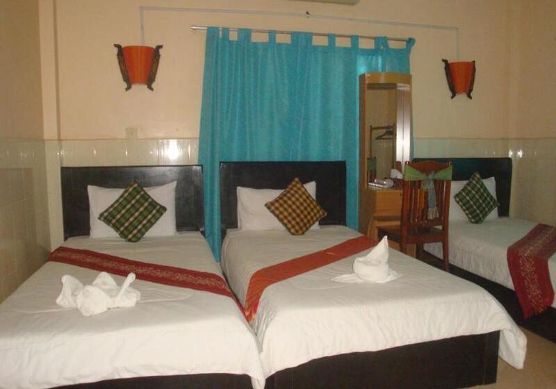 هتل Bou Savy Guesthouse