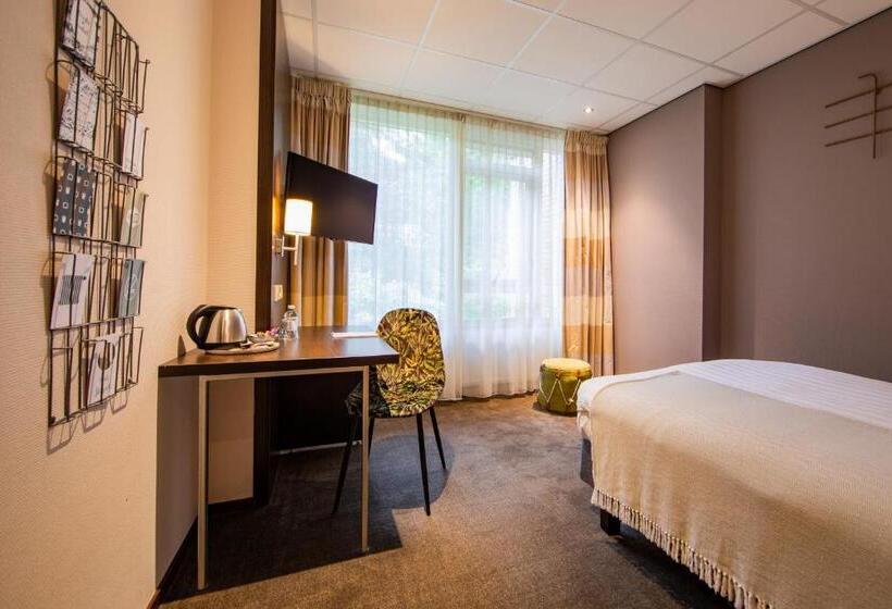 هتل Buitenplaats De Bergse Bossen