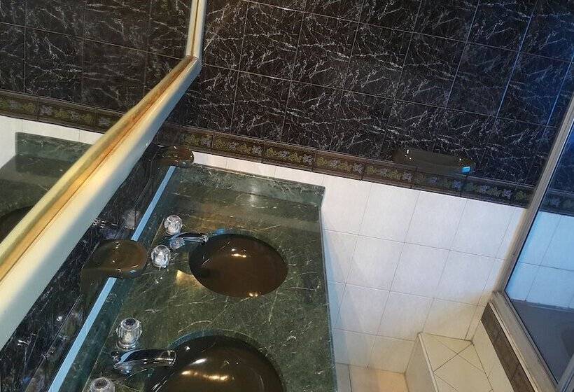 هتل Elite Del Parque Bogota