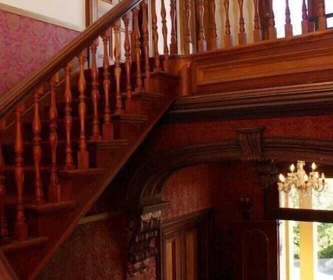 هتل Fellworth House For Solo Travellers