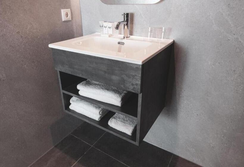 فندق Harteluk Joure