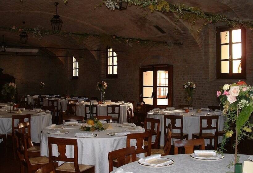 فندق Locanda Del Lupo