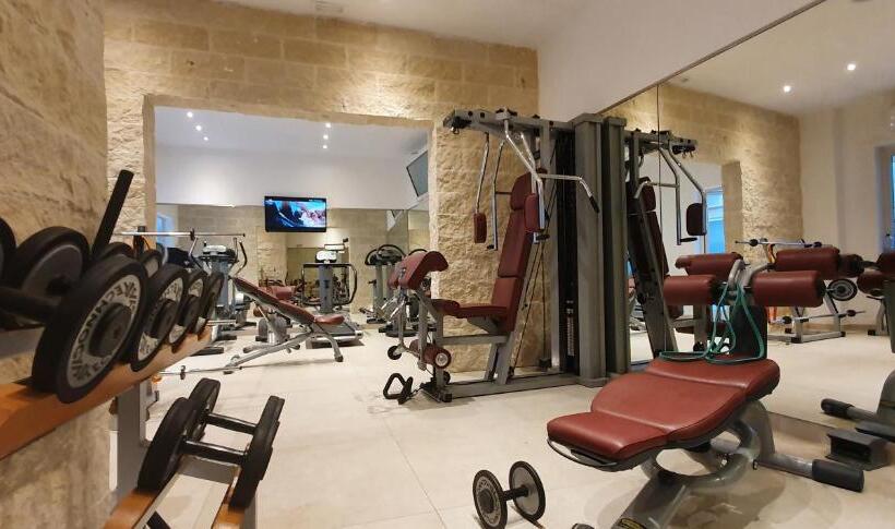 בית מלון כפרי Parco Dei Principi  Resort & Spa