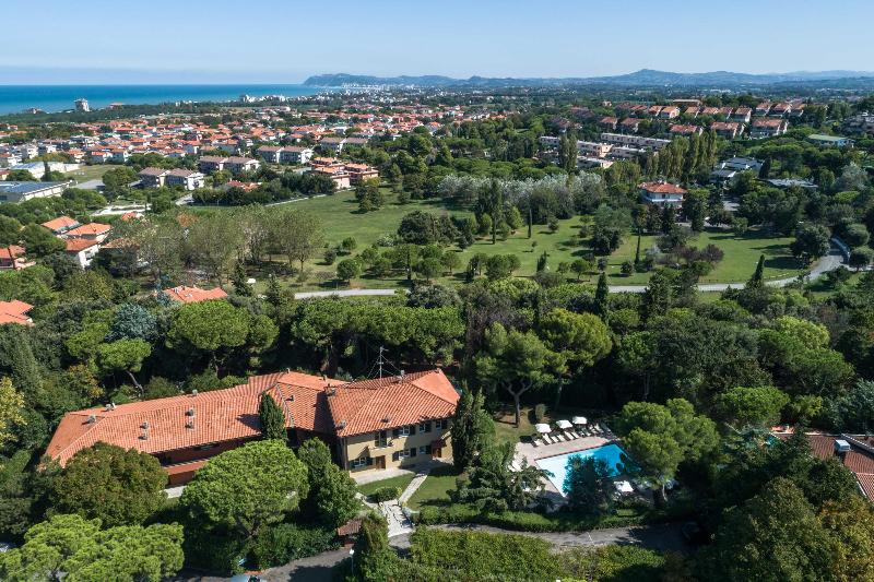 هتل Residenze Al Colle Dei Pini