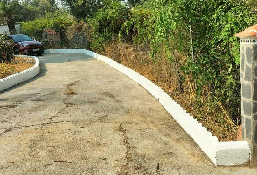 Casa De Campo Con Piscina Y Barbacoa