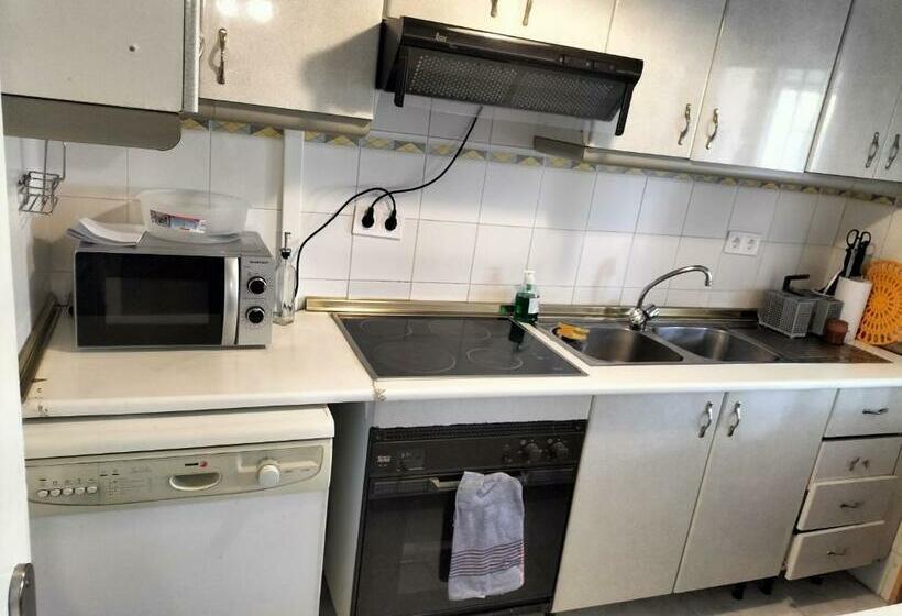 Casa De Campo Con Piscina Y Barbacoa