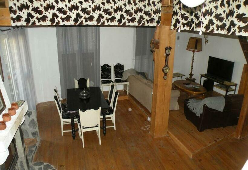 Grande Maison Familiale