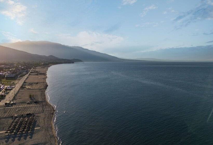 Eliza Hotel By Panel Hospitality