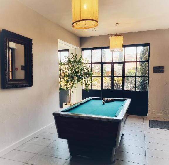 호텔 Castillon Des Baux