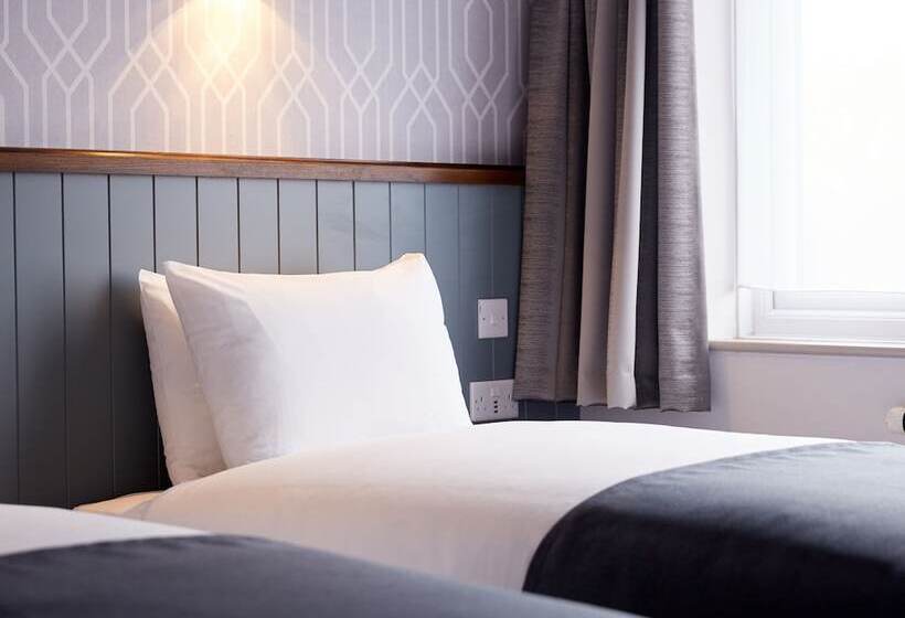 هتل Chase Inn By Greene King Inns