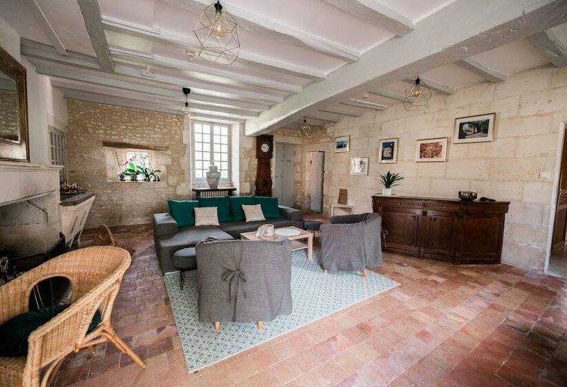 هتل Chateau De Mouillepied