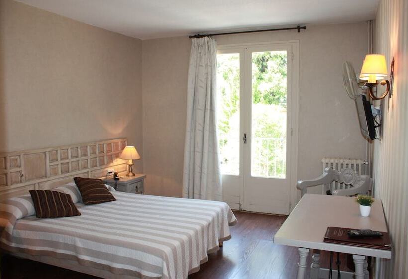בית מלון כפרי Grand Hôtel De La Reine Amélie