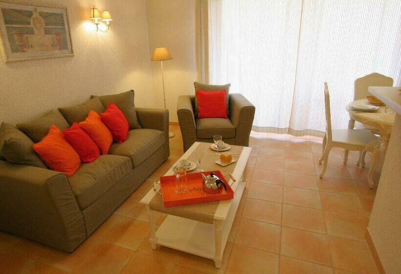 בית מלון כפרי Résidence Lagrange Vacances Les Bastides Des Chaumettes