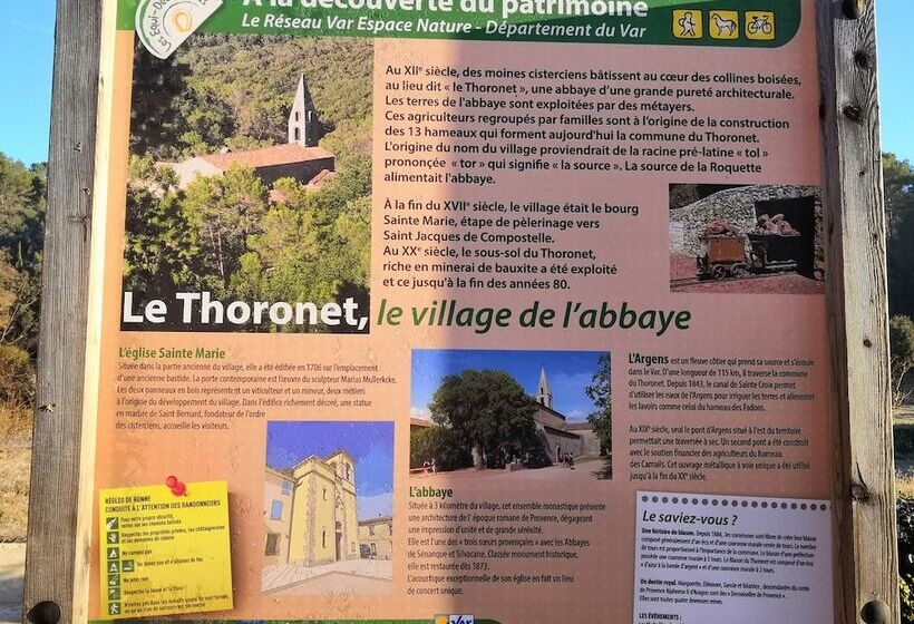 ホテル Le Clos Des Médiévales