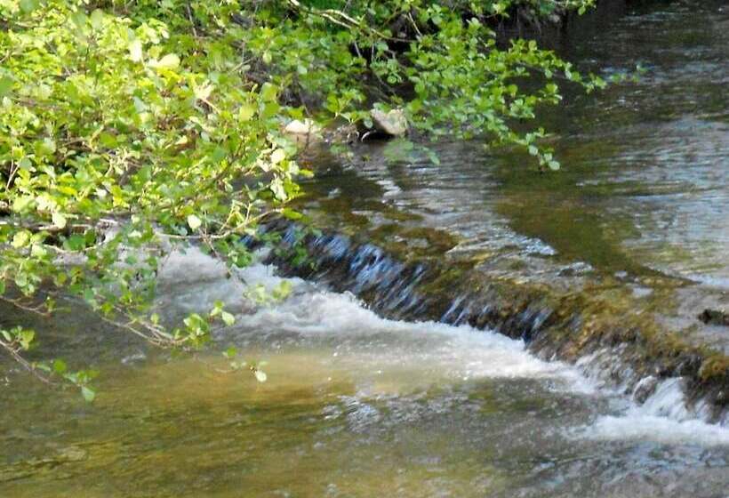 Отель Le Moulin De Barette