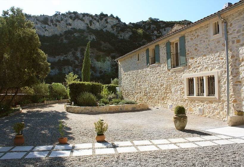 Отель Maison Chenet   Les Chambres Entre Vigne Et Garrigue   Teritoria