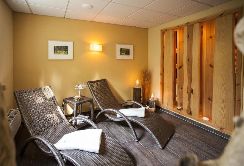 هتل Zum Leineweber