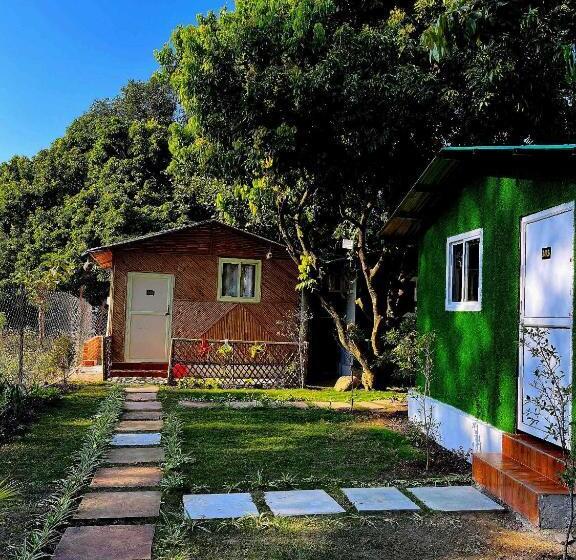 בית מלון כפרי O Royal Tree Cafe And Resort