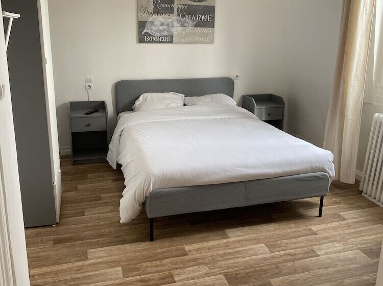 בית מלון כפרי Du Centre