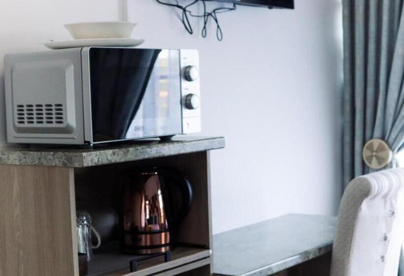 پانسیون Pumelela Guest House