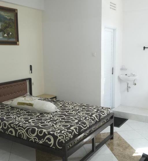 ペンション Graha Prana Kost Exclusive & Guesthouse