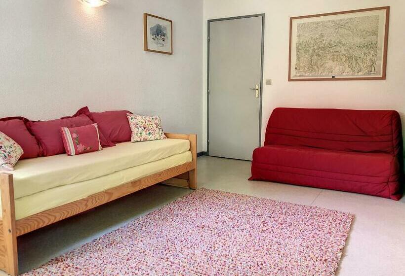 Appartement 20, Avec Balcon, Résidence De L Ars