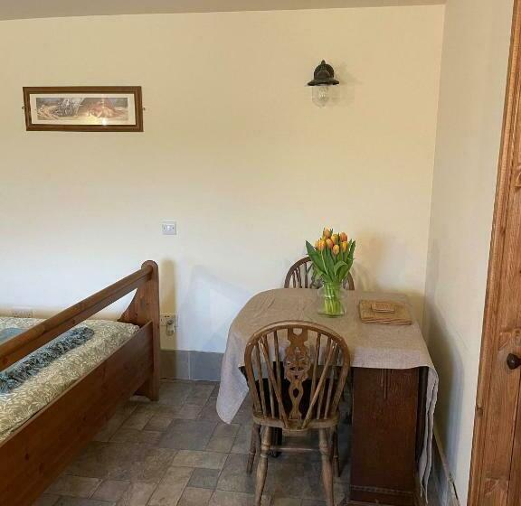 فندق Boujie Barn  Stable