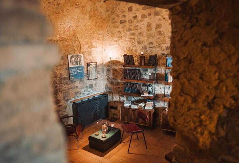 ホテル Castello Di Rocca Cilento