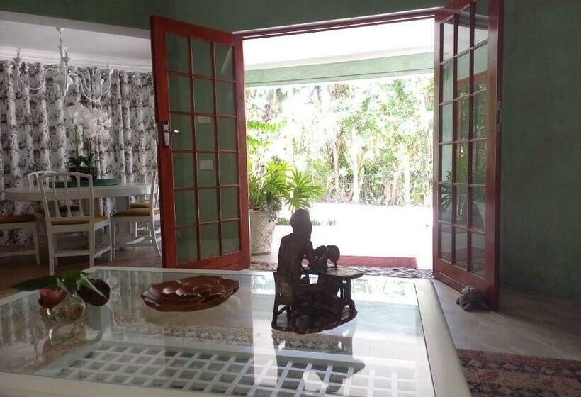 Пансион Ocean Blue Suite  Villa Roc Guesthouse