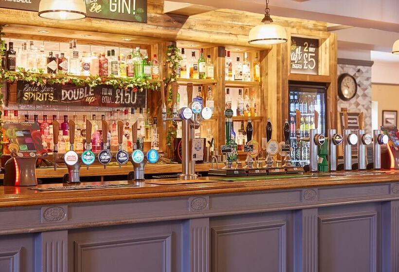 Отель Corner House Inn By Greene King Inns