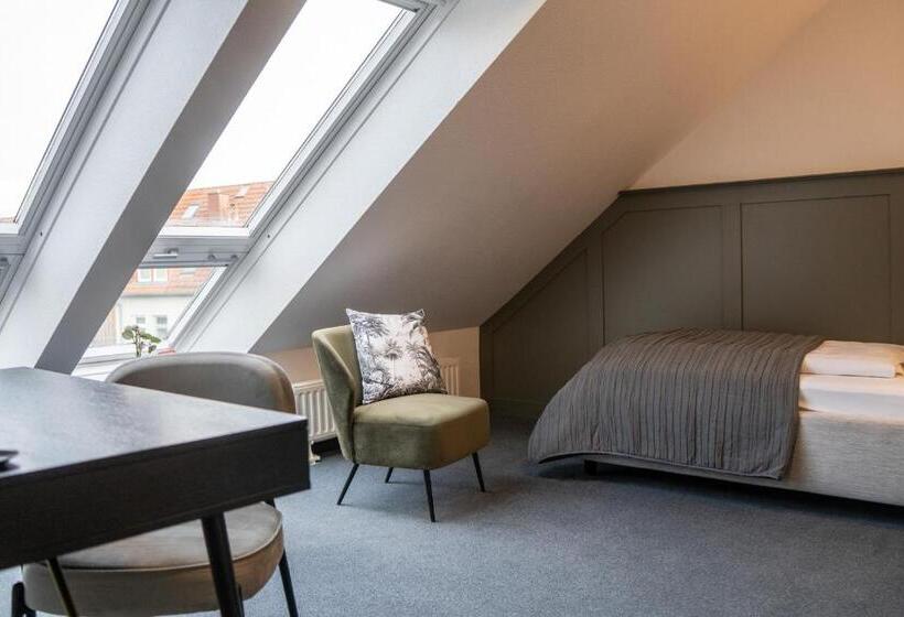 هتل & Restaurant Am Alten Rhin