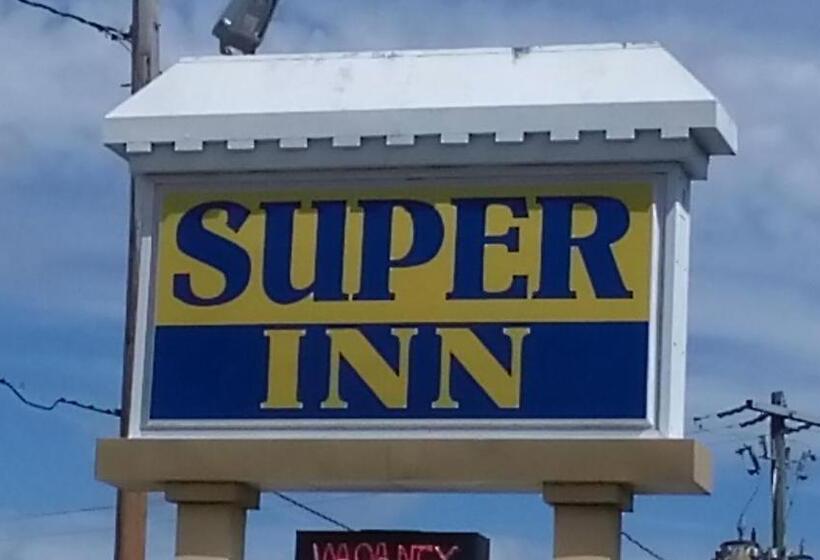 בית מלון כפרי Super Inn Daytona Beach
