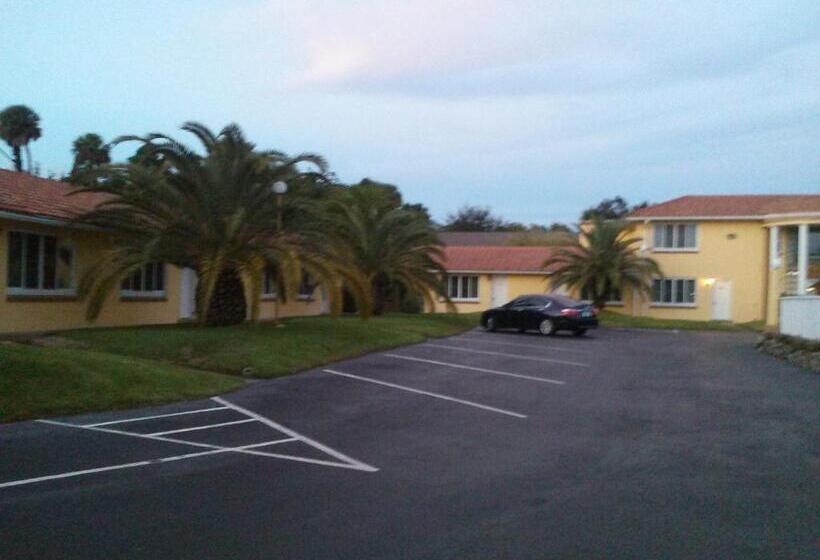 בית מלון כפרי Super Inn Daytona Beach