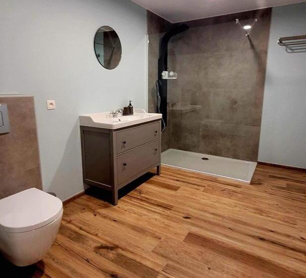 تختخواب و صبحانه Les Chambres De La Fontaine De Brul