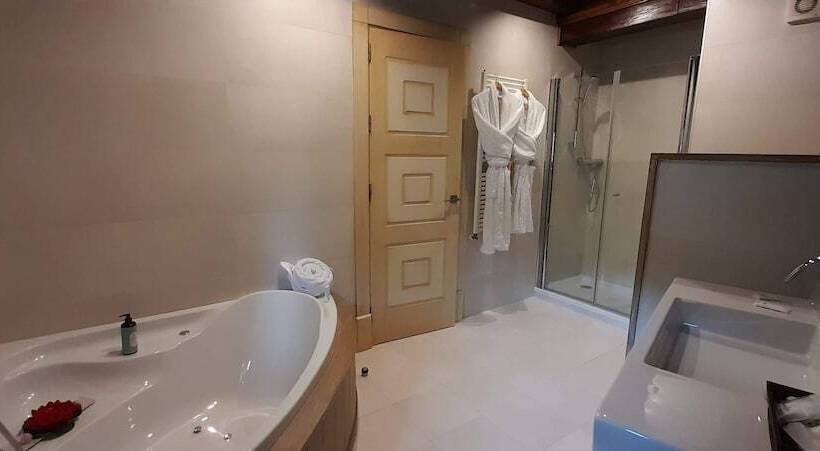 בית מלון כפרי Casona De La Pinta