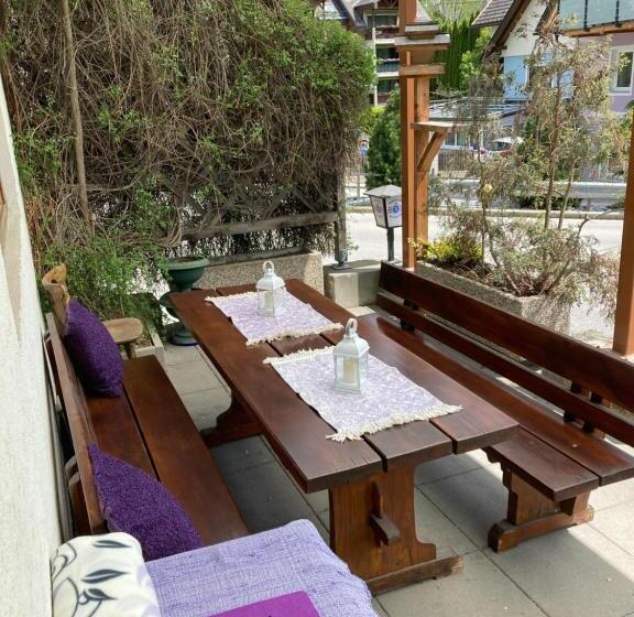 住宿加早餐  Moserwirt Pension