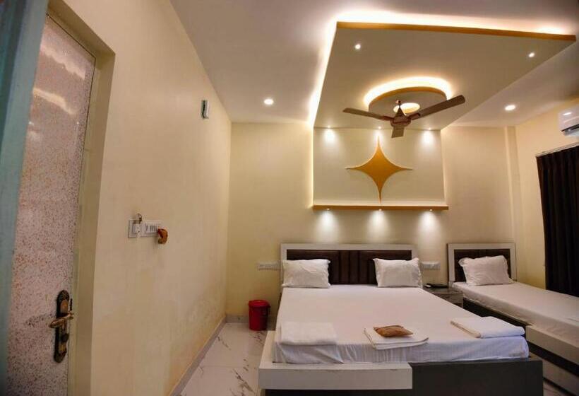 فندق Hindusthan Inn On Beach