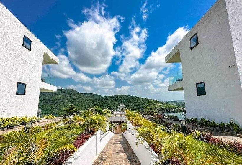 ホテル Bridgeview Resort