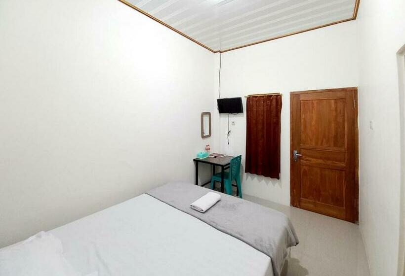 Hotel Griya Mutiara Serayu Syariah Near Univ Merdeka Madiun
