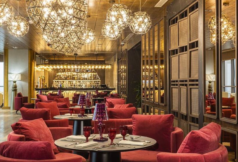בית מלון כפרי Hilton Samarkand Regency