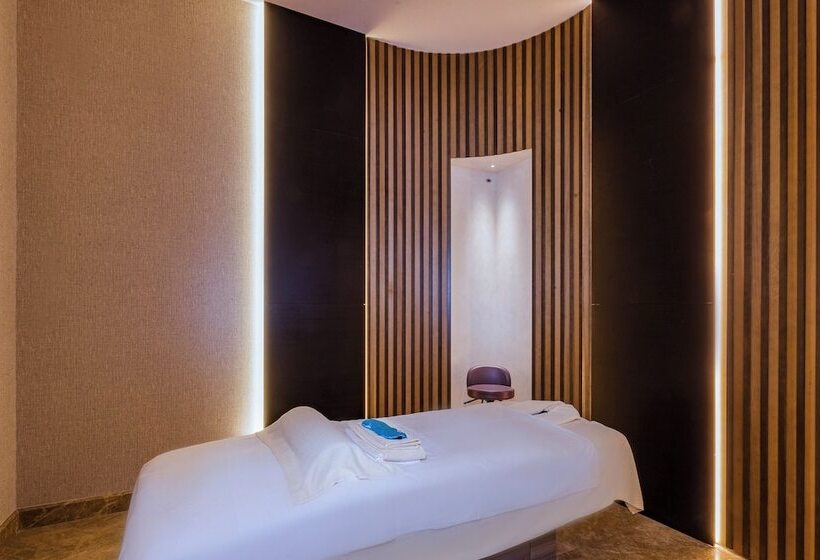 בית מלון כפרי Hilton Samarkand Regency