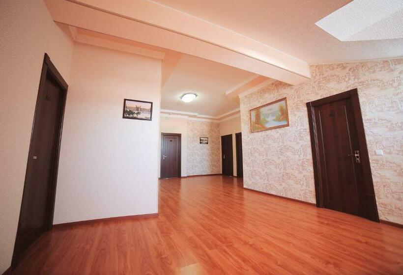 בית מלון כפרי Asr