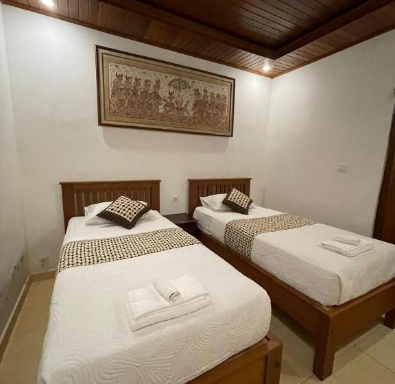펜션 Arsa Wayan Guest House