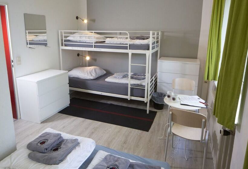 Flensbed Hotel & Hostel