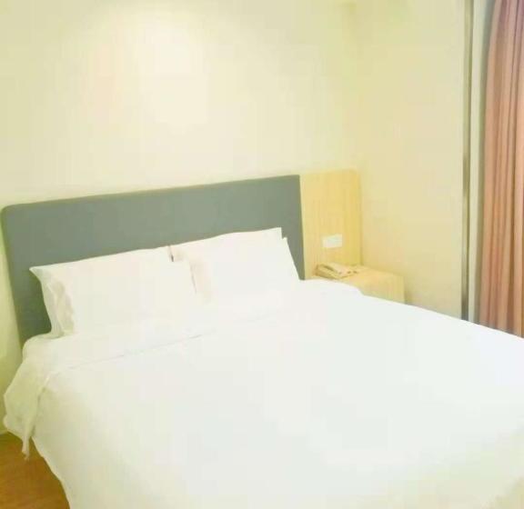 호텔 Hanting Express Shanghai Hongkou Football Stadium