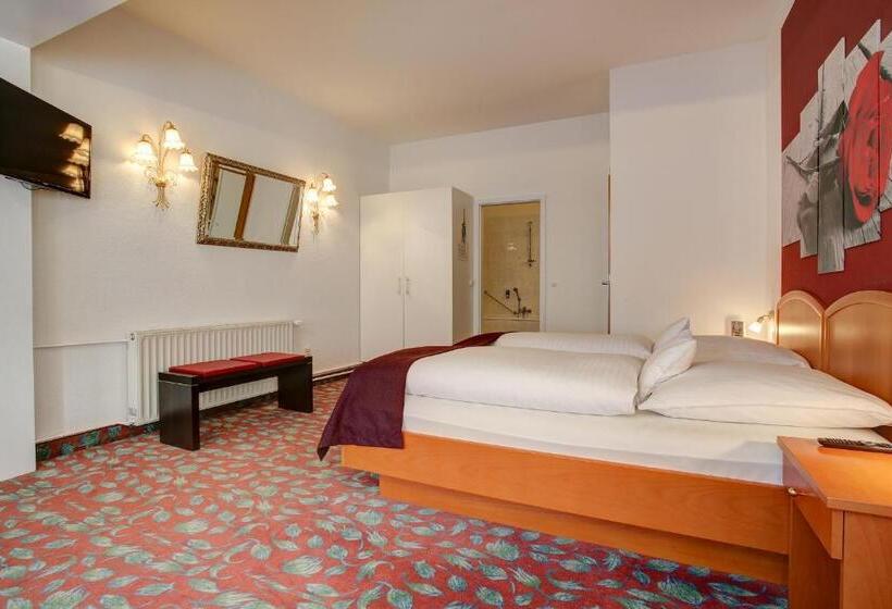 Ina Hotel Consul