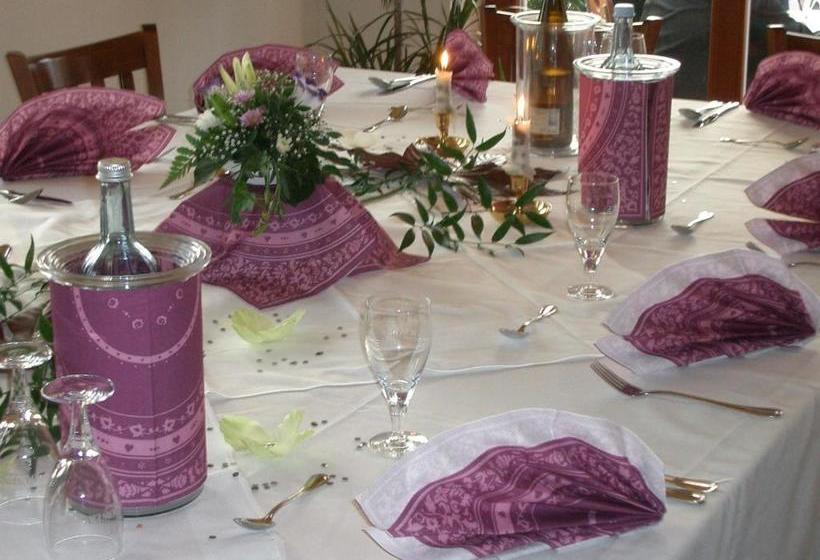 Пансион Gasthof Strausberg Nord