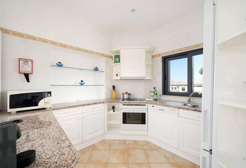 Townhouse Iris   Vale Do Lobo